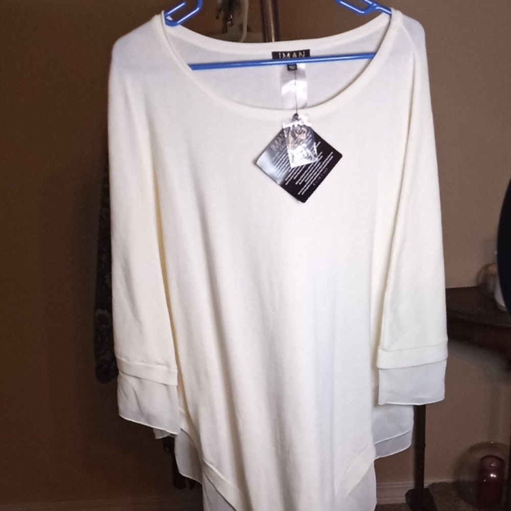 IMAN Women's Cream Blouse